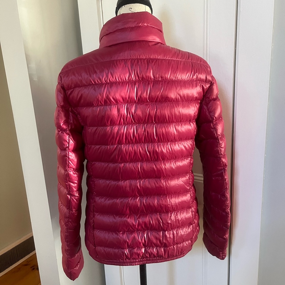 Ultra Light Down Burgundy Puffer Jacket by Uniqlo. Women’s Size: Medium. - Picture 4 of 7